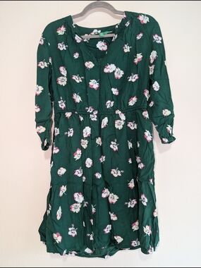 Dip Floral Green Dress with Pockets Size Medium